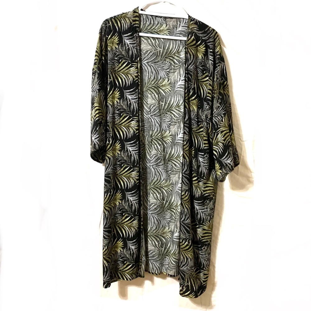 Forever 21 Size S Kimono